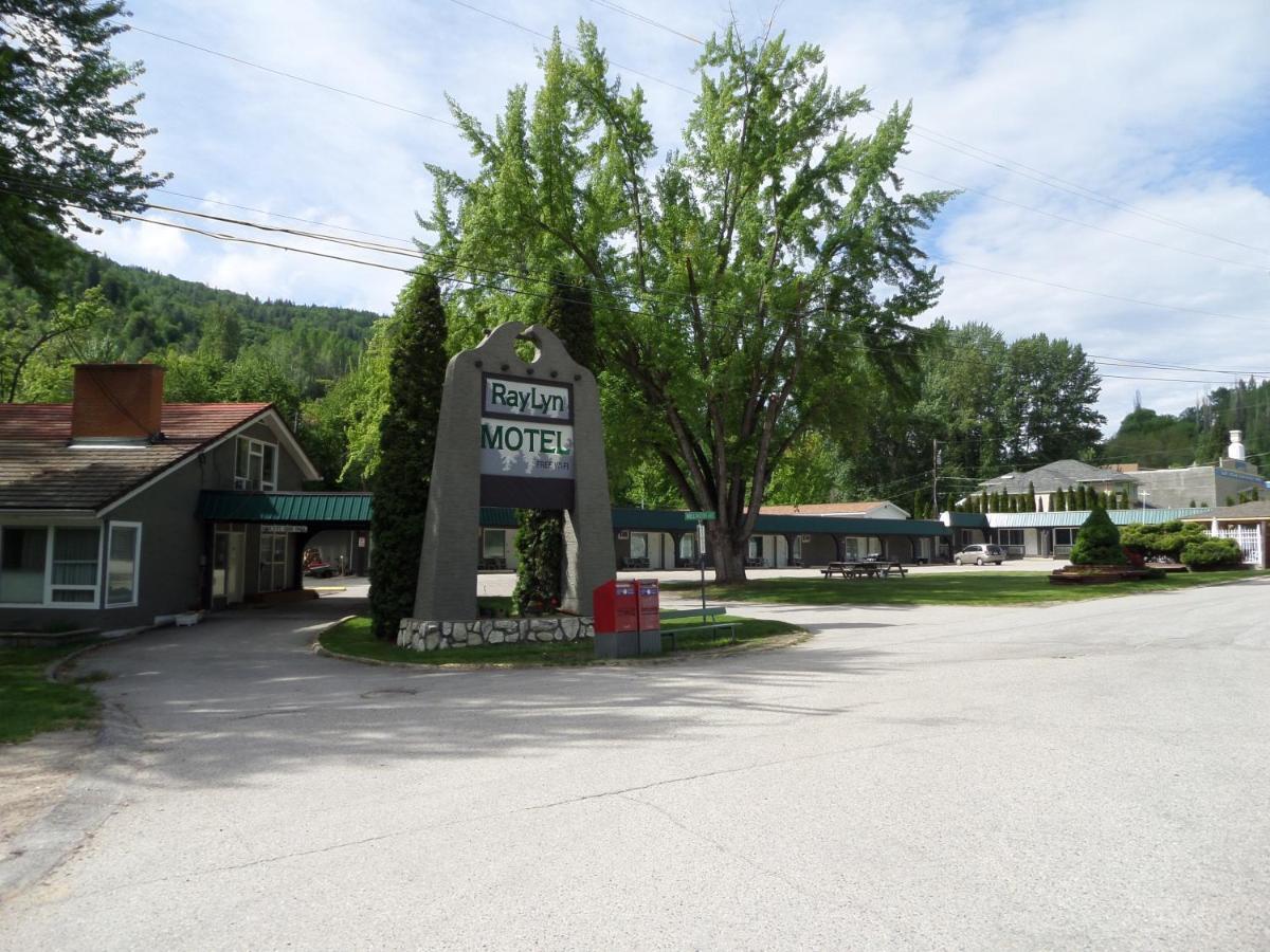 Ray Lyn Motel トレール エクステリア 写真
